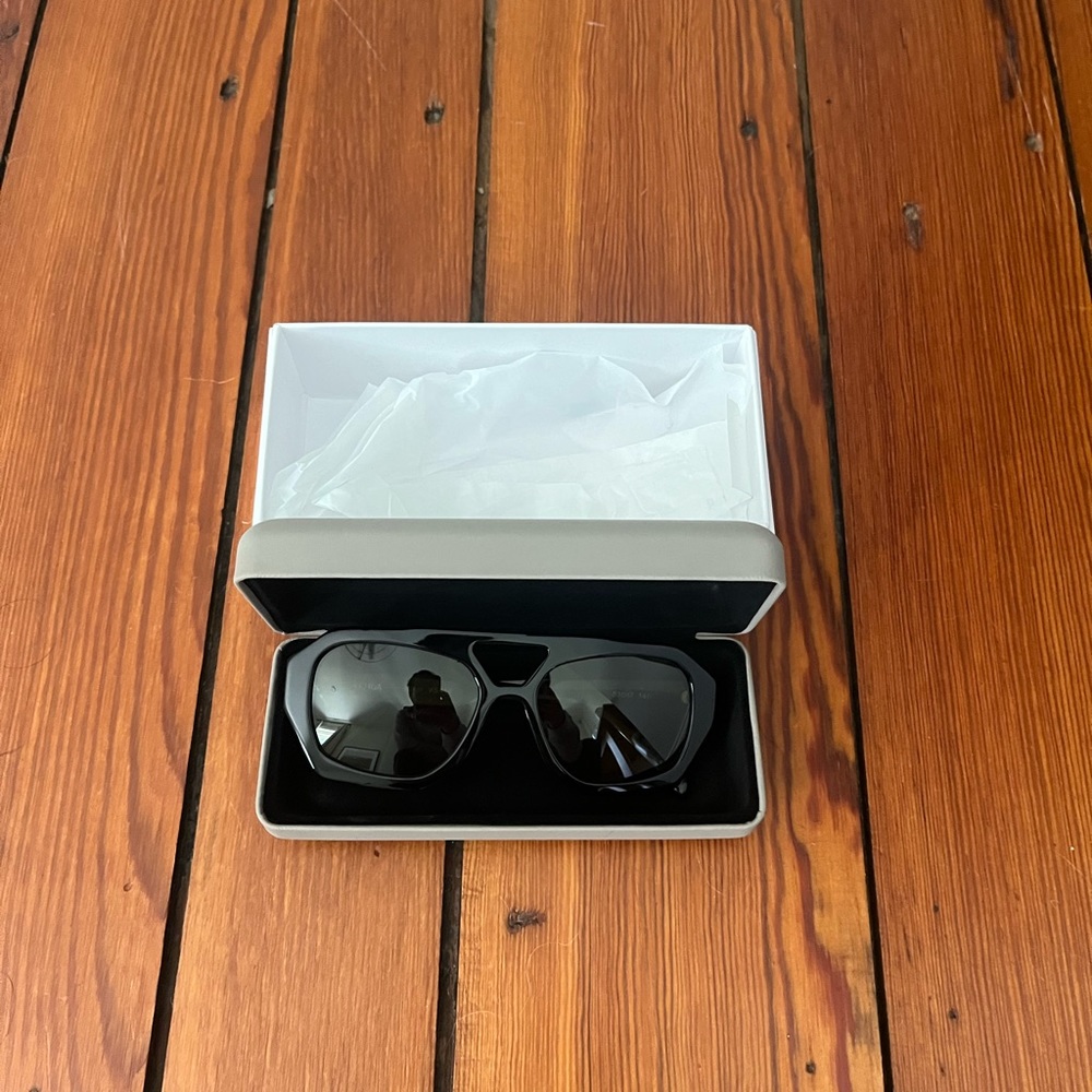Vehla Sunglasses - NWT